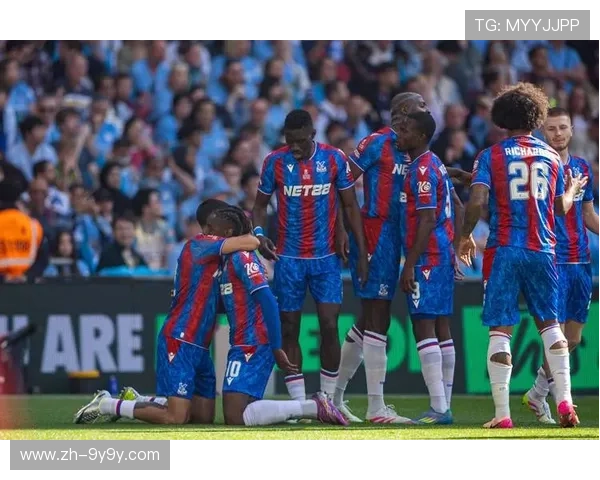 英超本赛季场均观众人数回升，疫情后首次满座